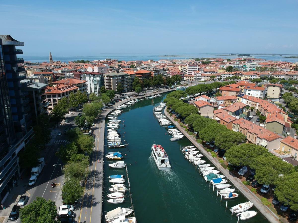 Aparthotel Miramare Grado Exterior foto